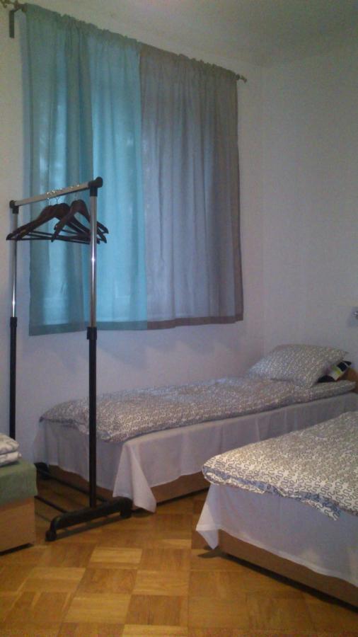 Kwatery Pracownicze Tolek Varsó Kültér fotó