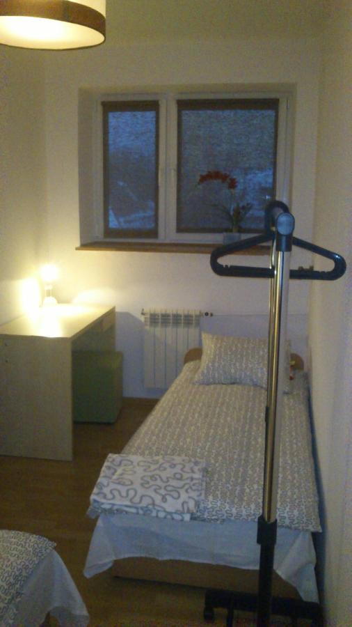 Kwatery Pracownicze Tolek Varsó Kültér fotó